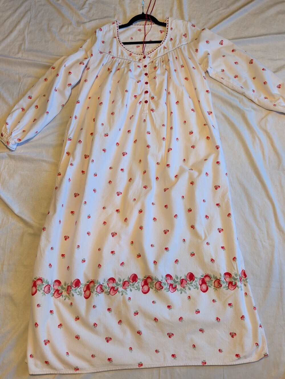 Lanz of Salzburg Traditional/cottagecore Nightgown White Red Eyelet Trim sz XL